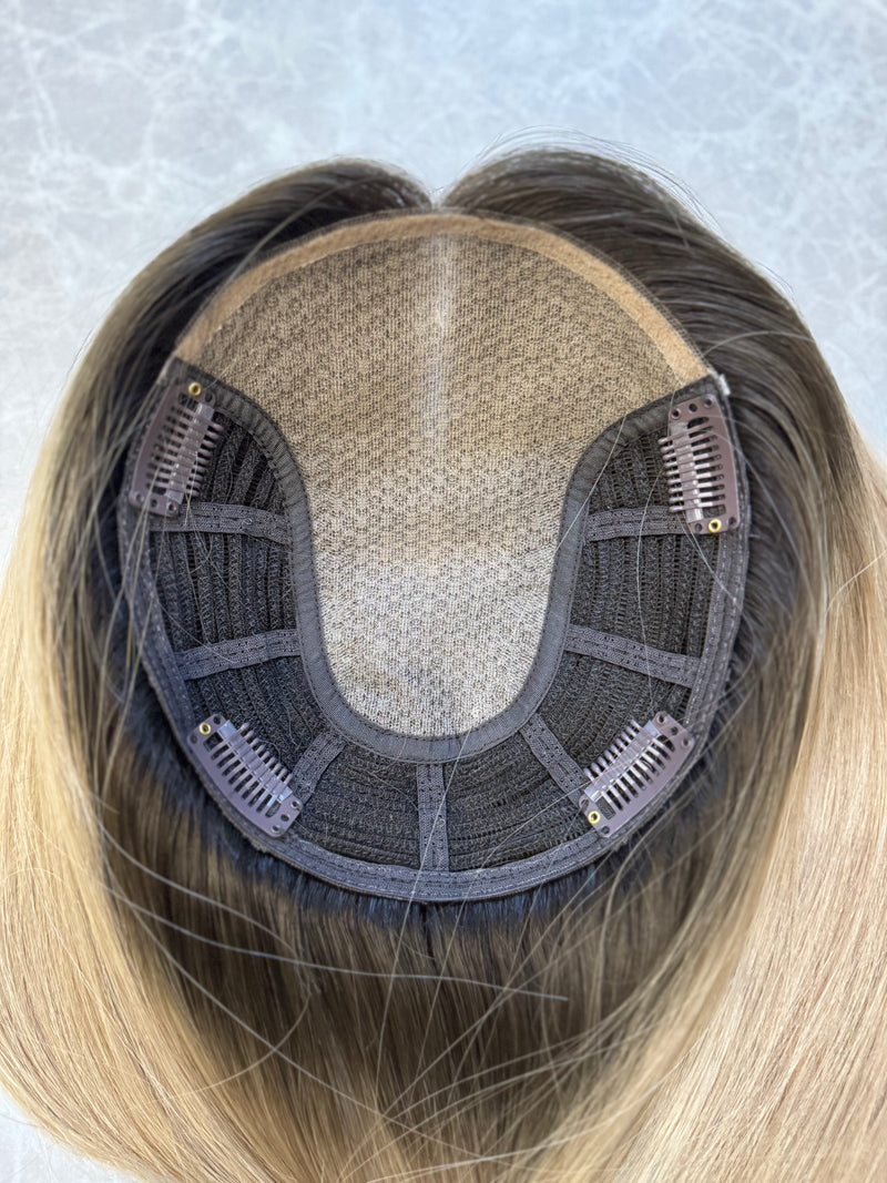 Sötétszőke balayage pepi paróka