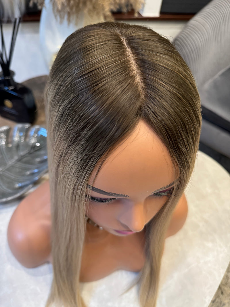 Sötétszőke balayage pepi paróka