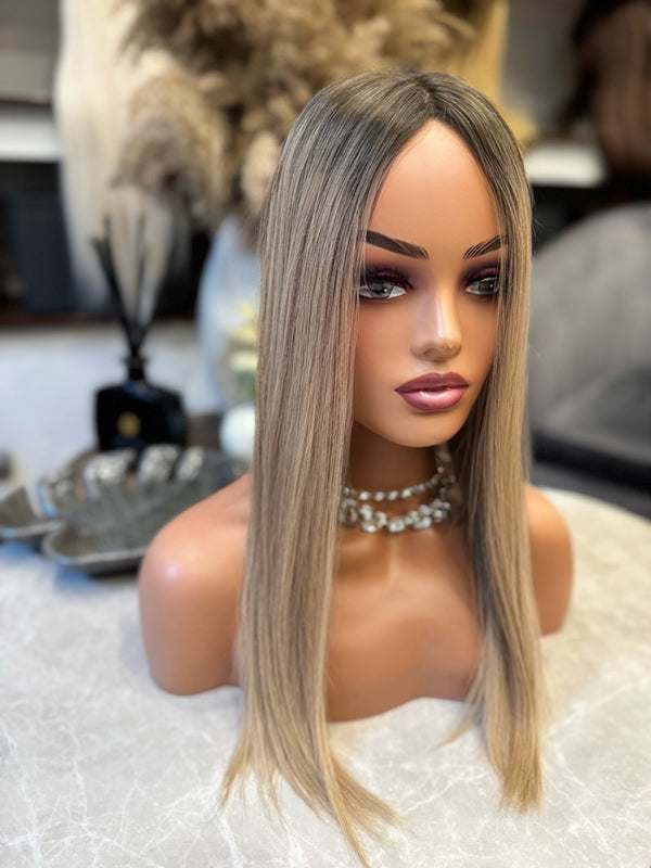 Sötétszőke balayage pepi paróka