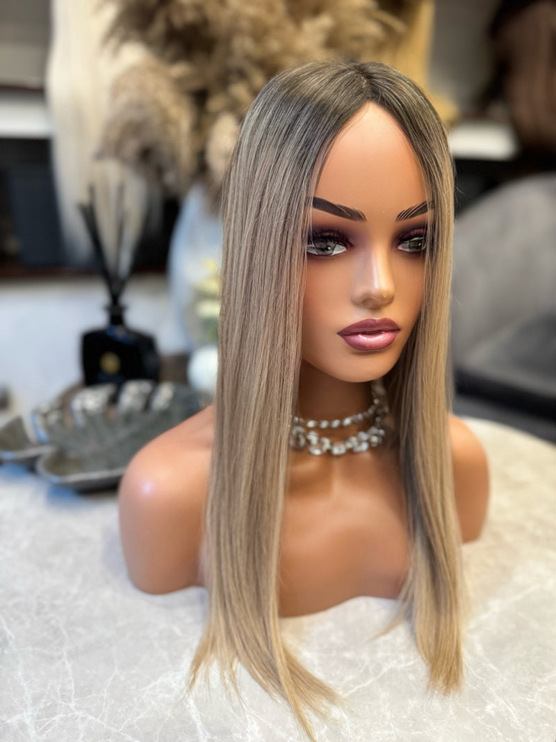 Sötétszőke balayage pepi paróka